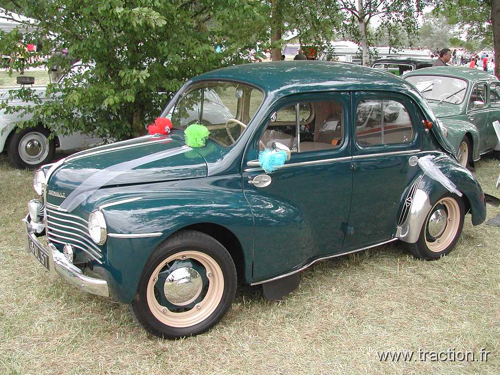 2014_Madine (133).JPG - 29ème Retro Meus'Auto au Lac de Madine, Renault 4cv